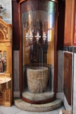 Кана Галилейская. Один из каменных водоносов - свидетелей первого чуда Спасителя.